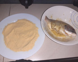 Foto del paso 4 de la receta: Pescado frito con ensalada🐟