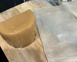 Hình bước làm 1 của món Bánh Tổ Cuốn Bánh Tráng Chiên Giòn