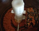 A picture of step 3 of Broken egg curry.