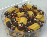 Foto langkah ke 8 dari resep Sweet Cheesy Choco Cookies.
