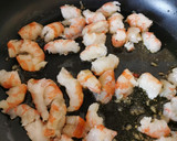 Foto del paso 2 de la receta: Espaguetis con gambones🍝