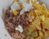 Foto del paso 3 de la receta: Ensaladilla con salsa tártara