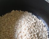 A picture of step 1 of Vegetable Oats.