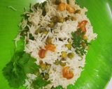 मटर पुलाव (mutter pulav recipe in marathi) रेसिपी स्टेप 4 फोटो 