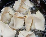 Foto langkah ke 5 dari resep Menu Anak: Pangsit Orak-Arik.