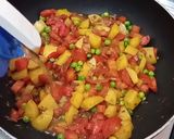 A picture of step 4 of Aloo Matter Ki bhujiya.