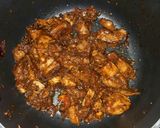 A picture of step 2 of Chicken Pilau.