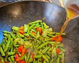 Φωτογραφία βήματος 12 της συνταγής Μοσχάρι stir-fry με σπαράγγια C&G