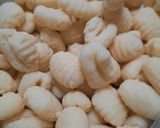 Foto del paso 1 de la receta: Falsos chizitos al curry