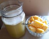 A picture of step 1 of Sugarcane - Pineapple Juice.