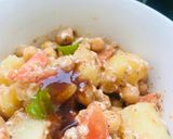 A picture of step 3 of Aloo chana chat.