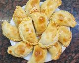 Foto del paso 3 de la receta: Empanadas de salchichas y queso