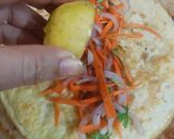 A picture of step 7 of Egg Roll.