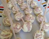 Foto del paso 6 de la receta Cake pops 🍡 de fresa con chocolate blanco