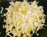 कोबी मसाले भात (Kobi masale bhat recipe in marathi) रेसिपी स्टेप 3 फोटो