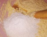 A picture of step 4 of Cupcakes.