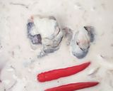 Gambar langkah 4 resipi Masak Lemak Bayam Merah Bersama Terung Ungu.