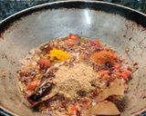 A picture of step 6 of Dhaba style palak paneer.