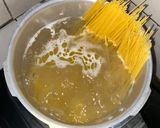 Foto langkah ke 3 dari resep Spaghetti Aglio e Olio simple ala-ala.