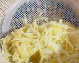 عکس مرحله 1 از دستور هش براون.🥔🥔🌶️🌶️