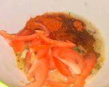 Foto langkah ke 3 dari resep Omlet Mie Ekonomis.