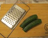 Cukkini "Tészta" 🥒 Stilton Sajttal 🧀 és Friss Bazsalikommal 🌿 recept fázis 1 fotója