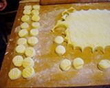 Hajtogatott pogácsa recept fázis 5 fotója