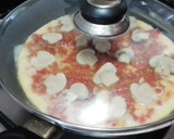Foto del paso 2 de la receta: Pizza sin horno ni nada en menos de media hora