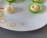 Kókuszos fehér csokis bon-bon recept fázis 1 fotója