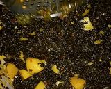 A picture of step 6 of Aloo Palak.