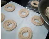 A picture of step 2 of Potato Muruku/Chaklis.