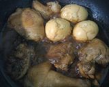Foto langkah ke 3 dari resep Ayam & Telur Kecap.