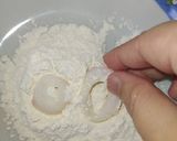 Foto langkah ke 3 dari resep Cumi Goreng Tepung.