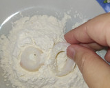 Foto langkah ke 3 dari resep Cumi Goreng Tepung.