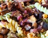 Foto del paso 2 de la receta: Ensalada tibia de pasta y vegetales 😋