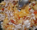 Foto del paso 2 de la receta: Empanaditas de choclo con pollo, salsa blanca y queso