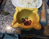 Foto del paso 1 de la receta: Codillo en salsa