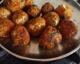 A picture of step 3 of Fried Rice with Manchurian.