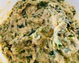 A picture of step 3 of Methi na gota.
