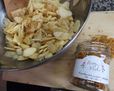 Foto del paso 3 de la receta: Pie de manzana con almendras y nueces