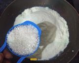 A picture of step 2 of Malai Coconut Rolls.