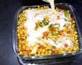 A picture of step 2 of Aloo chana chaat.