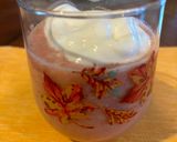 Hình bước làm 3 của món Smoothie : táo, dâu