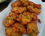 Foto langkah ke 2 dari resep Perkedel jagung udang.