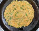 चीज़ स्टफ़्ड मूंग दाल बाइट्स (cheese stuffed moong dal bites recipe in Hindi) रेसिपी चरण 3 फोटो