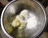 A picture of step 1 of Tiranga Mawa Modak.