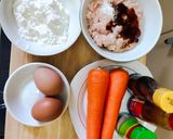 Foto langkah ke 1 dari resep Mangkuk Ayam Wortel Isi Telur.