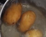 Foto langkah ke 1 dari resep Martabak Kentang ala Mbok Paon Asti.