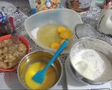 Foto langkah ke 1 dari resep Bolu Pisang Ambon (Banana Cake).