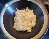 Hình bước làm 4 của món Cơm gà trứng kiểu Nhật (Oyakodon)